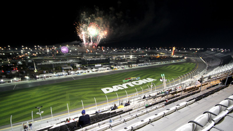 Illustration for article titled 50th Rolex 24 Hours At Daytona: Über Gallery